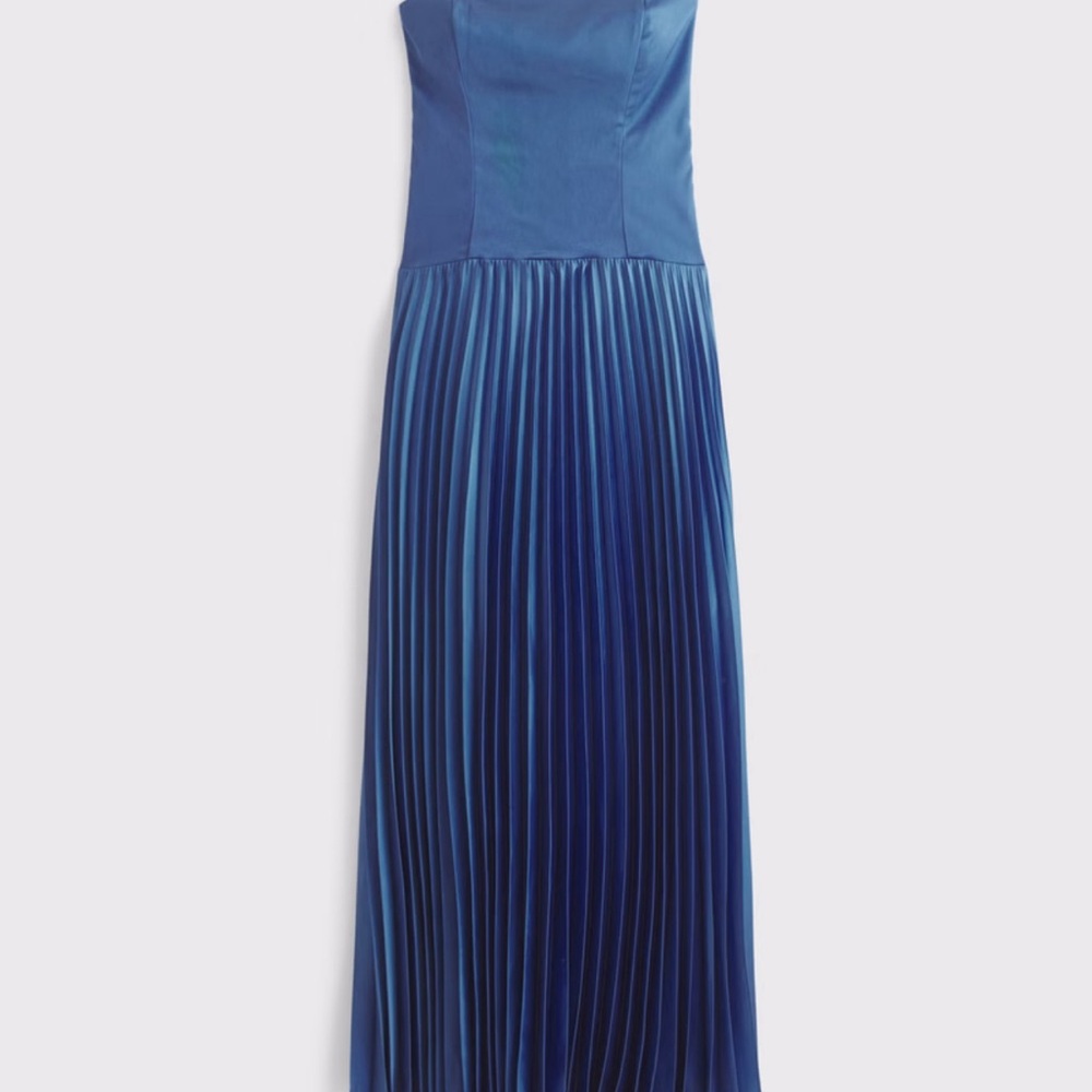 The A&F Giselle Drop-Waist Maxi Dress